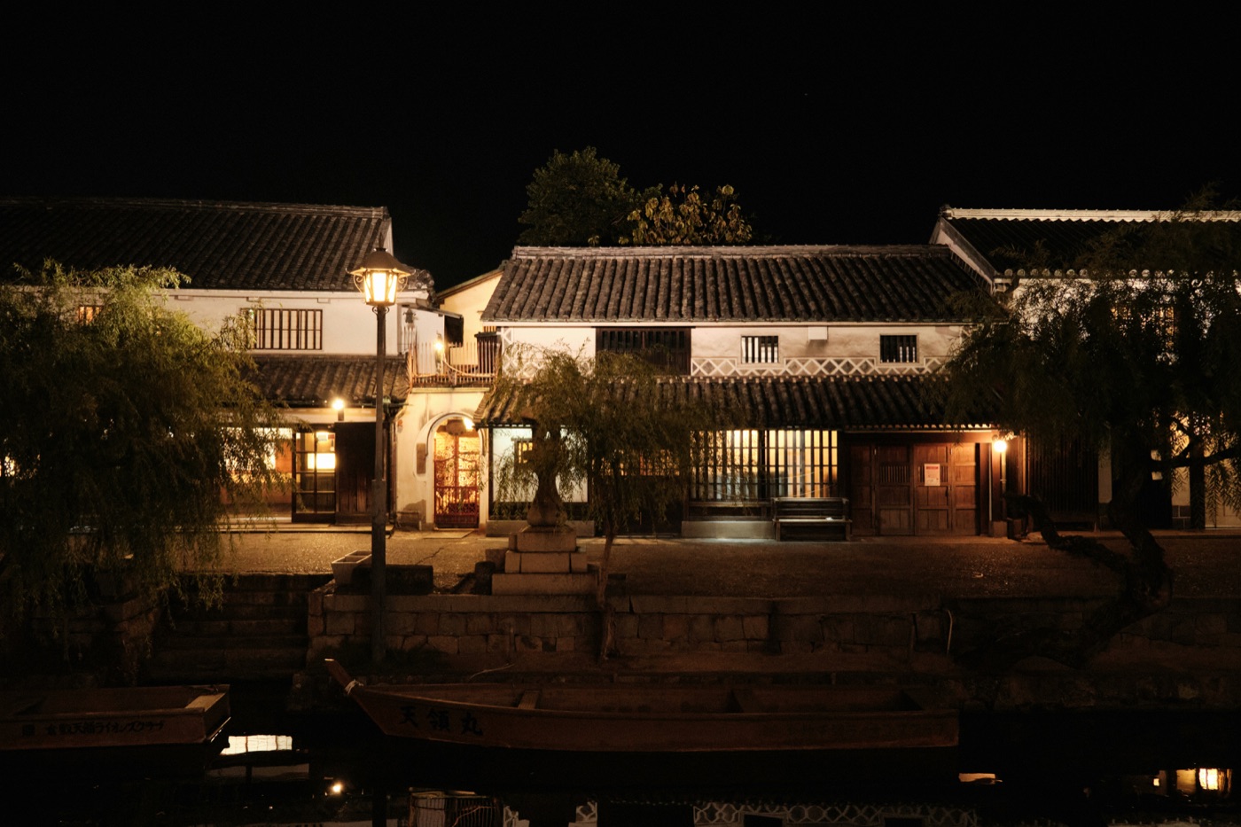 夜の津山の町並み